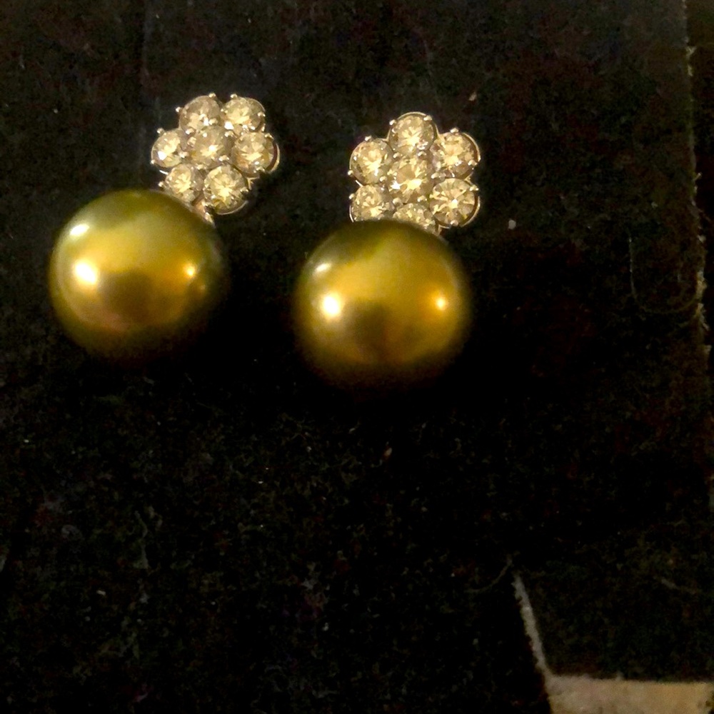 3.0 total carats of white diamonds with 12.5 or 13 mm each of south pearls. OBO.